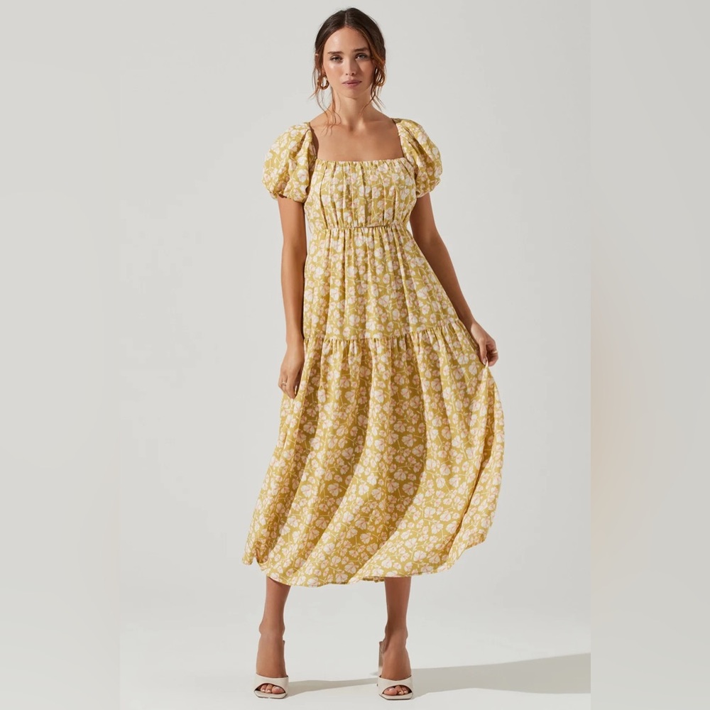 ASTR the Label BUBBLE SLEEVE FLORAL TIERED MIDI DRESS Light Green Pink Spring